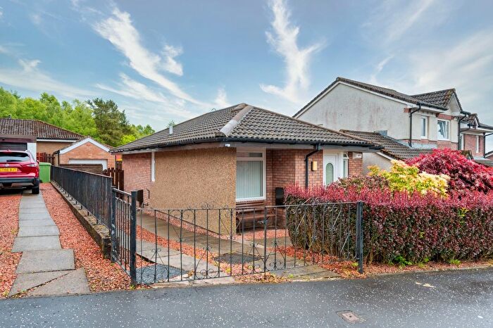 2 Bedroom Detached Bungalow To Rent In Broomhill Crescent, Alexandria, West Dunbartonshire, G83