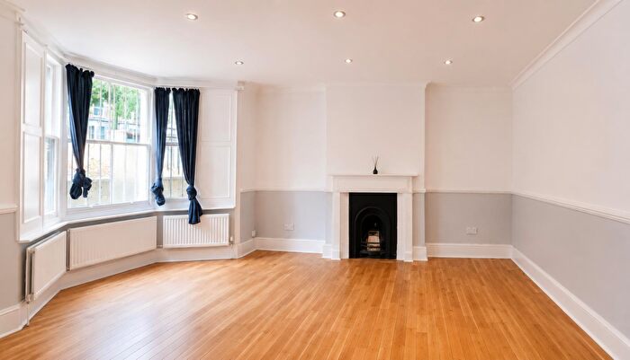 2 Bedroom Flat To Rent In Petherton Road, London, N5