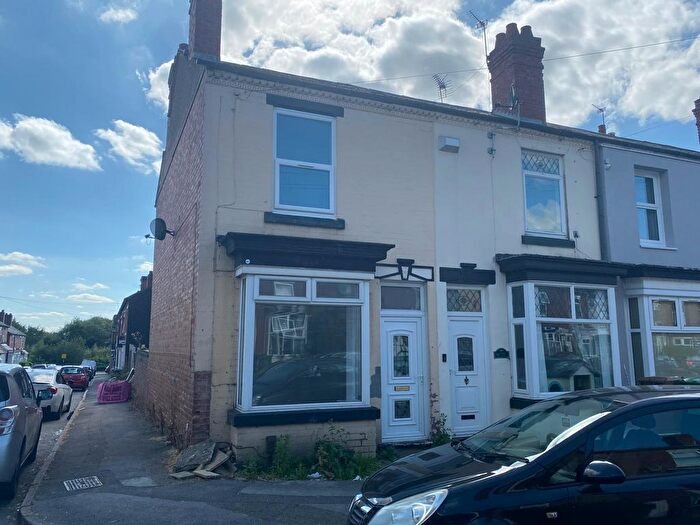 3 Bedroom End Of Terrace House To Rent In Essex Street, Walsall, WS2