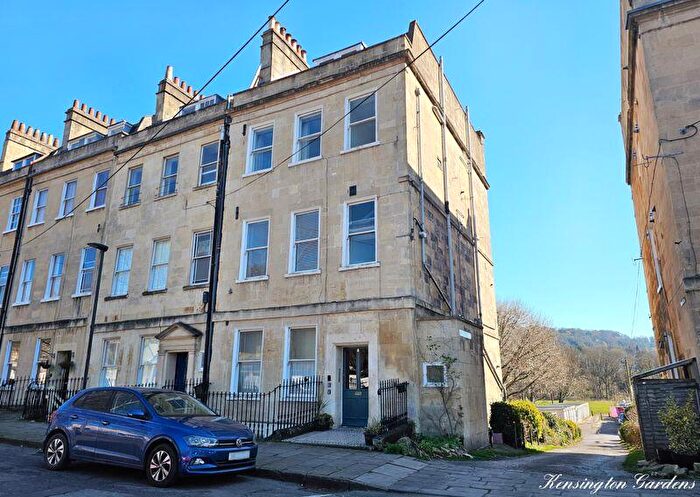 1 Bedroom Flat For Sale In Kensington Place, Walcot, Bath, BA1
