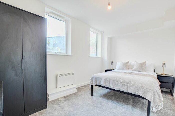 1 Bedroom Flat To Rent In Clarence Road, Manchester, M13