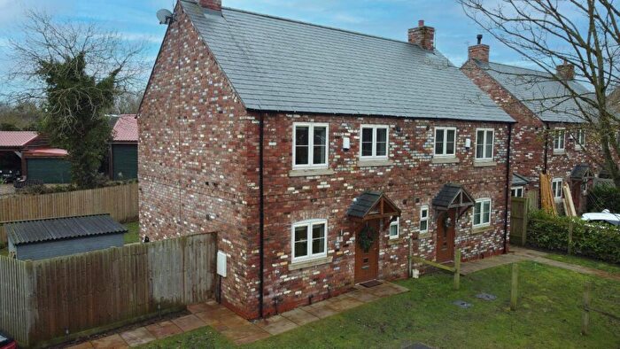 3 Bedroom Semi-Detached House For Sale In Barrick Close, North Kelsey, LN7