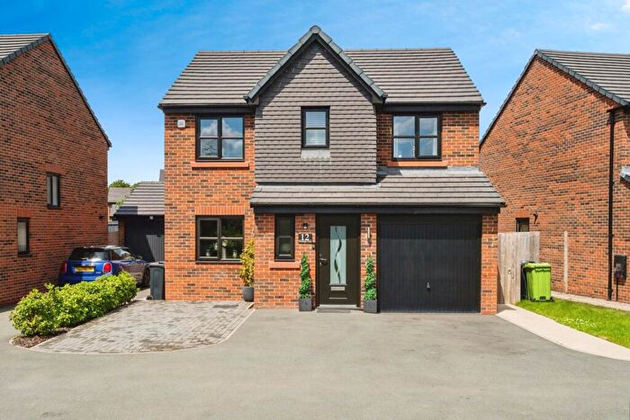 4 Bedroom Detached House For Sale In Westleigh Close, Westhoughton, Bolton, Greater Manchester, BL5