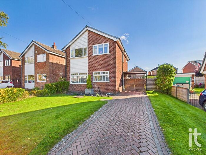 3 Bedroom Detached House For Sale In Highfield Road, Hazel Grove, Stockport, SK7