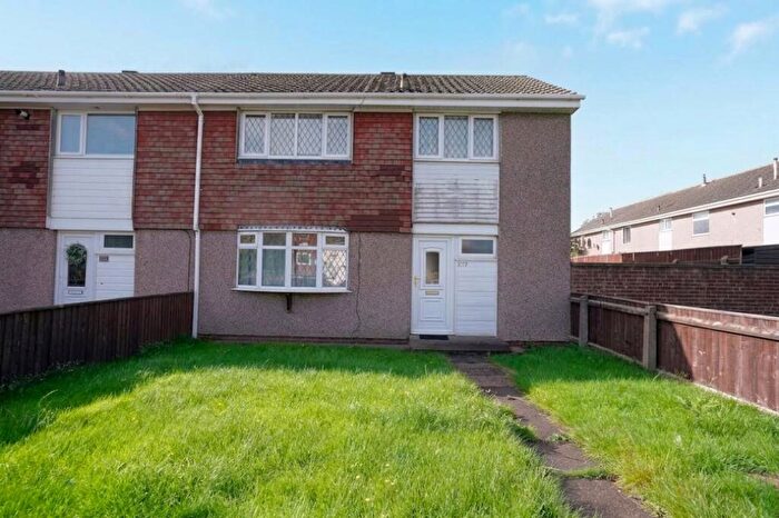 3 Bedroom End Of Terrace House For Sale In Cromwell Road, Grimsby, DN37