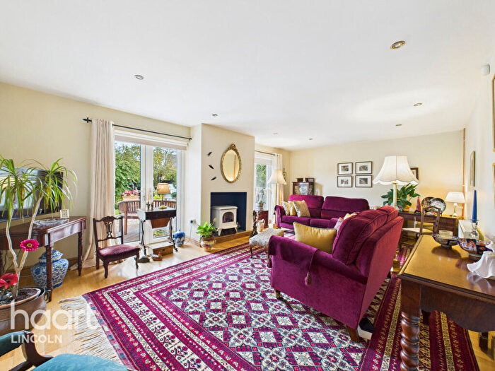 4 Bedroom Detached Bungalow For Sale In Lotus Close, Waddington, LN5