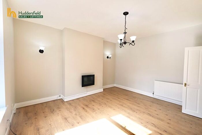 2 Bedroom Terraced House To Rent In Dorset Street, Huddersfield, HD1