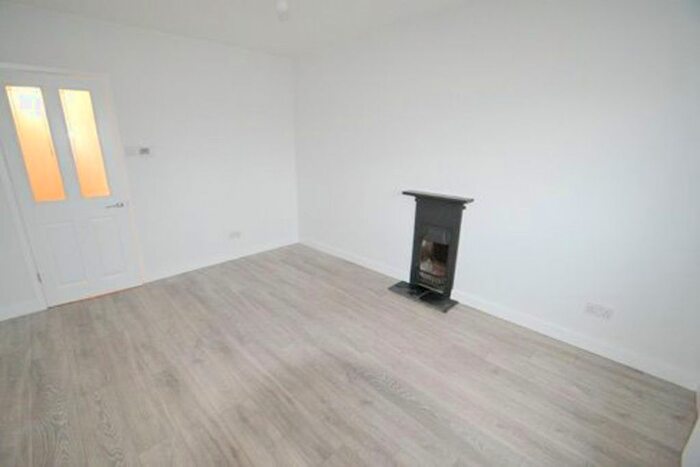 1 Bedroom Flat To Rent In Crescent Road, London, N8