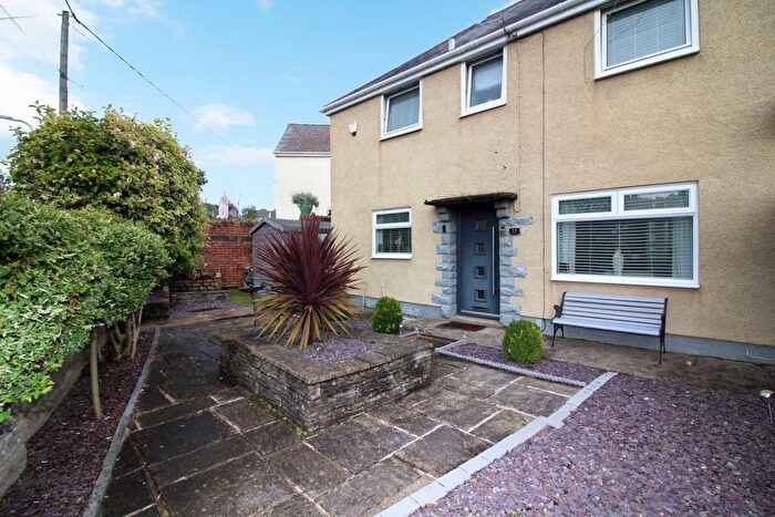 3 Bedroom Semi-Detached House For Sale In Dyffryn Crescent, Rhydyfelin, Pontypridd, CF37