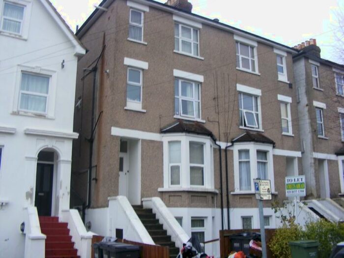 1 Bedroom Apartment To Rent In Clyde Road, Croydon, CR0