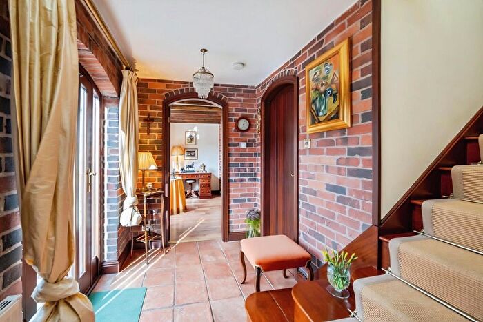 2 Bedroom Barn Conversion For Sale In Mill Lane, Little Aston, WS9