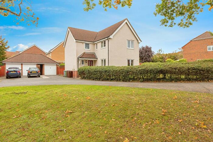 4 Bedroom Detached House For Sale In Horsbeck Way, Horsford, Norwich, NR10