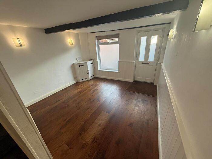 2 Bedroom Terraced House For Sale In Chesham, Buckingahamshire, HP5
