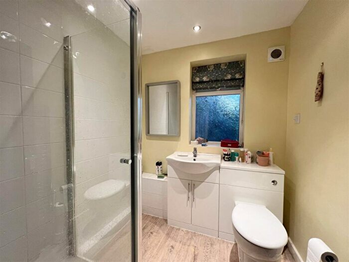 2 Bedroom Apartment For Sale In Welcombe Road, Stratford-Upon-Avon, CV37