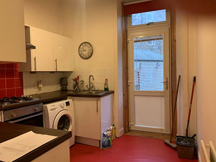 1 Bedroom Flat To Rent In Dalgety Road, Edinburgh, EH7