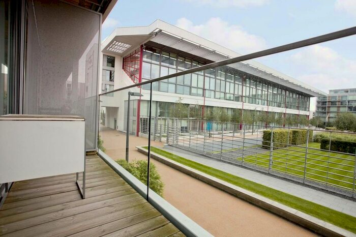 2 Bedroom Flat To Rent In Highbury Stadium Square, London, N5