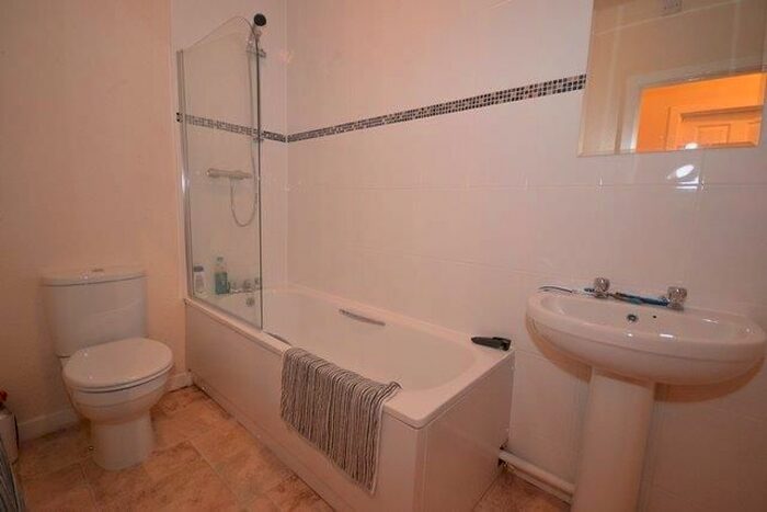 2 Bedroom Flat To Rent In C Victoria Street, Perth, PH2