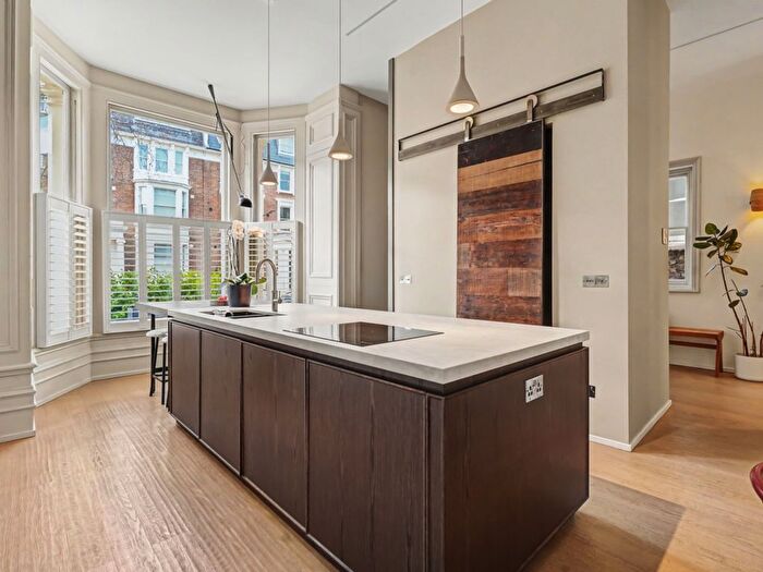 5 Bedroom Flat For Sale In Randolph Crescent, London, W9