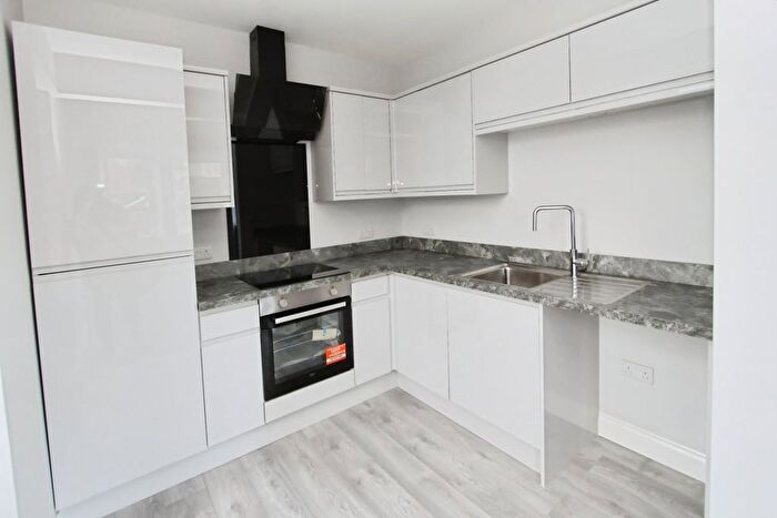 2 Bedroom Flat For Sale In Silk Street, Paisley, PA1