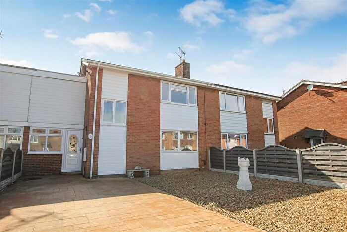 3 Bedroom Semi Detached House For Sale In Meadow Lane, Northallerton, DL6