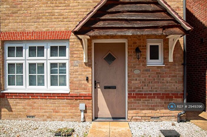 3 Bedroom End Of Terrace House To Rent In Papyrus Drive, Sittingbourne, ME10