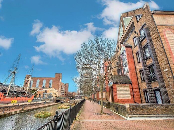 Studio To Rent In Discovery Walk, Wapping, E1W