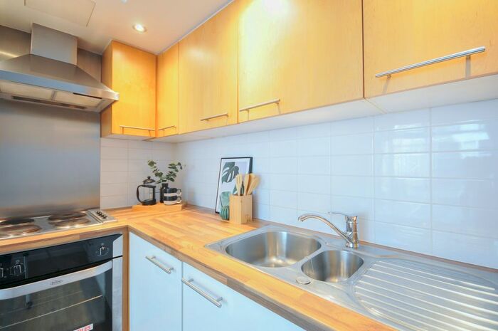 1 Bedroom Flat To Rent In Aytoun Street, Manchester, M1