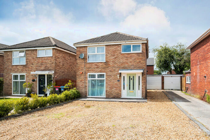 3 Bedroom Detached House For Sale In Hallfield Drive, Elton, CH2