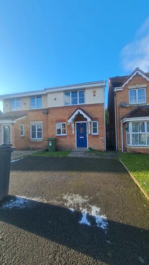 2 Bedroom Property To Rent In Bickley Road, Bilston, WV14
