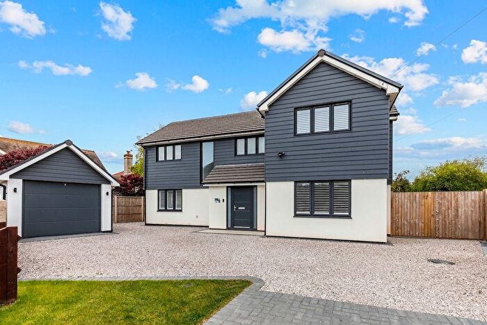 5 Bedroom Detached House For Sale In Rudwicks Close, Bognor Regis, PO22