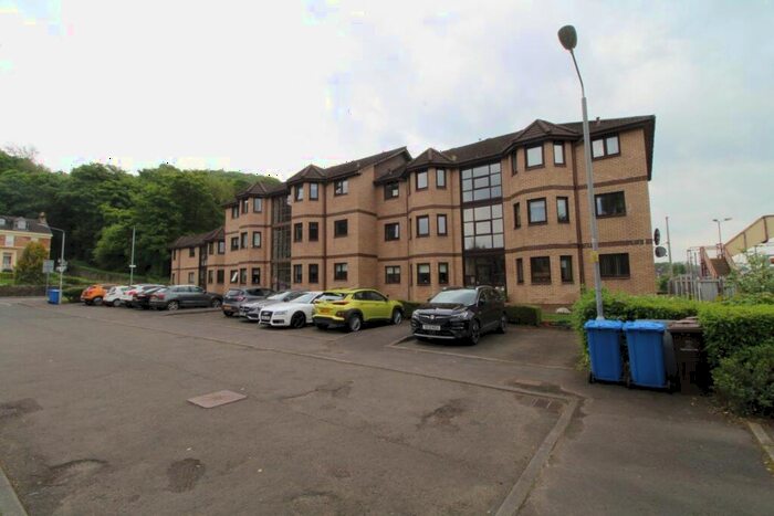 2 Bedroom Flat To Rent In Clydeview Court, Bowling, G60