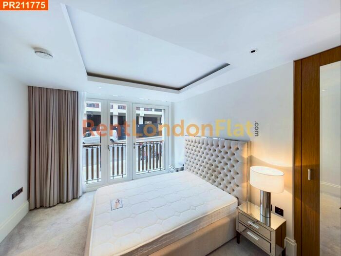 2 Bedroom Flat To Rent In Arundel Street, London, WC2R