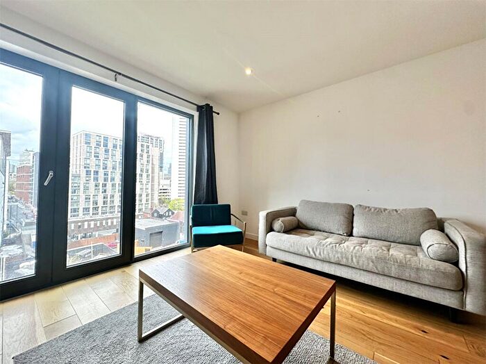 2 Bedroom Apartment To Rent In Axium, Windmill Street, Birmingham, B1