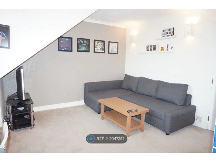 2 Bedroom Flat To Rent In Holburn Street, Aberdeen, AB10