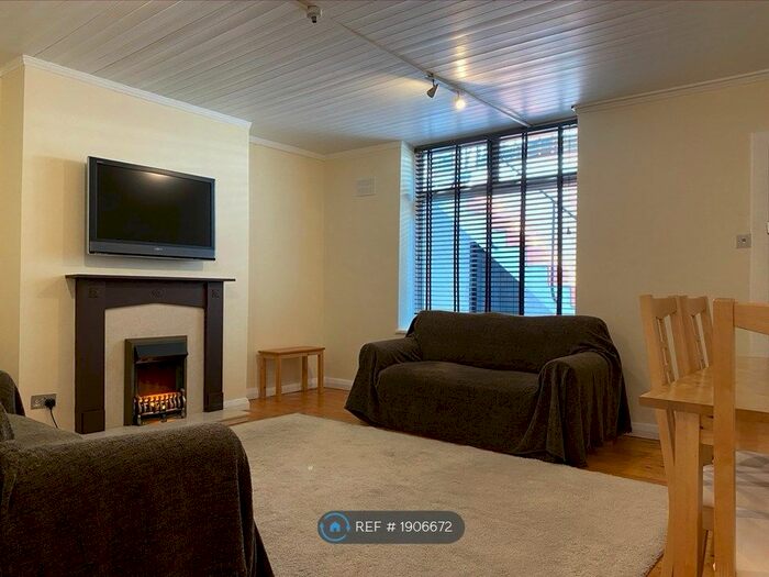 1 Bedroom Flat To Rent In Moreton Terrace, London, SW1V