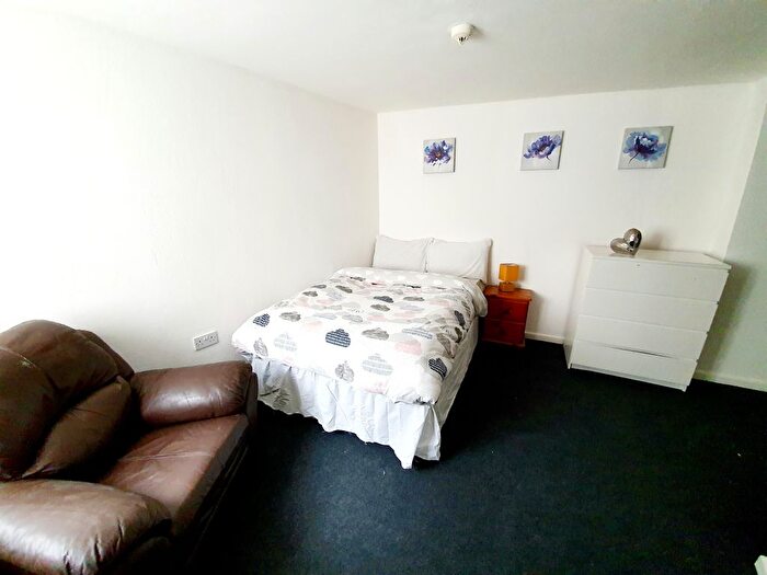Studio To Rent In New Street, Walsall, WS1