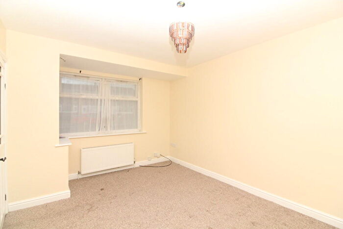 3 Bedroom End Of Terrace House To Rent In Longfield Road, Darlington, DL3