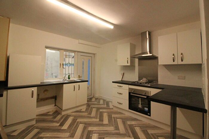 3 Bedroom Flat To Rent In A Burnham Road, Birmingham, B44