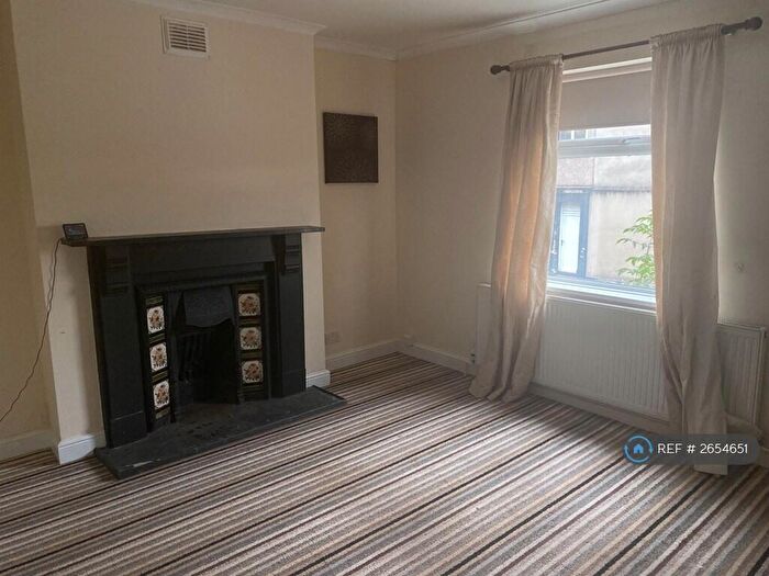 3 Bedroom Semi-Detached House To Rent In Bagshaw Street, Pleasley, Mansfield, NG19