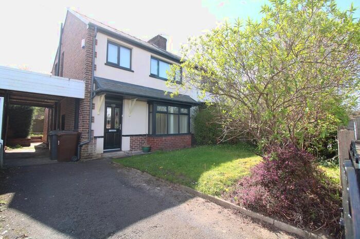 3 Bedroom Semi-Detached House To Rent In Lilac Grove, Prestwich, Manchester, M25