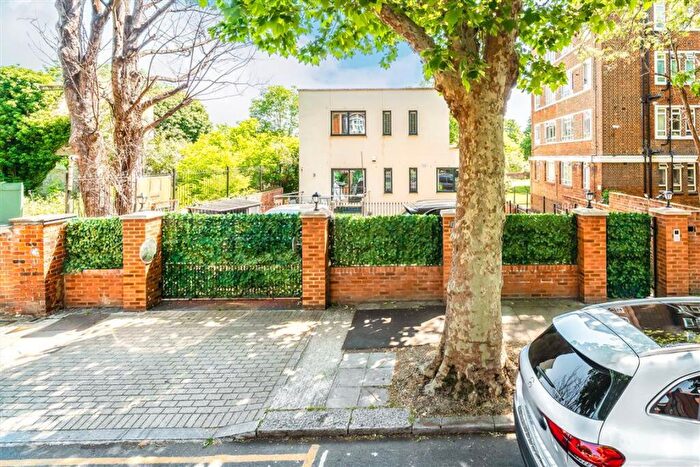 6 Bedroom House To Rent In Mapesbury Road, Cricklewood, NW2