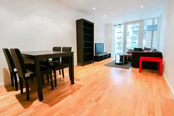 2 Bedroom Flat To Rent In Ability Place, Millharbour, Canary Wharf, London, E14