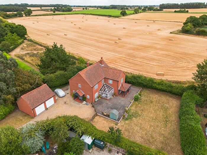 4 Bedroom Detached House For Sale In Church Road, West Beckham, NR25