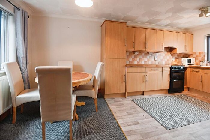2 Bedroom Semi-Detached Bungalow For Sale In Walnut Close, Wisbech St Mary, Wisbech, PE13