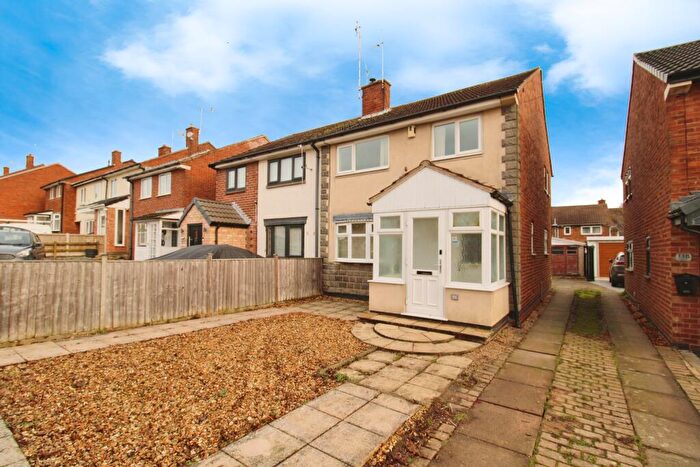 3 Bedroom House To Rent In Bowhill Grove, Leicester, LE5