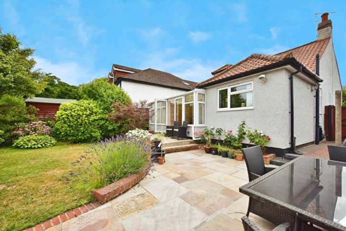 3 Bedroom Bungalow For Sale In Keycol Hill, Newington, Sittingbourne, Kent, ME9