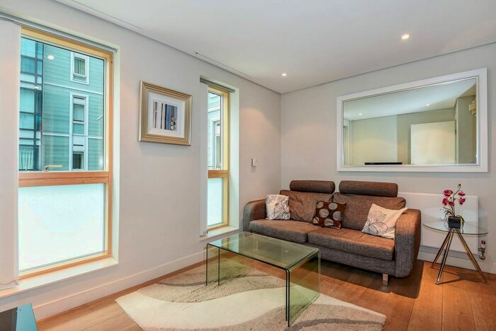 2 Bedroom Flat To Rent In Merchant Square East, Paddington, London, W2