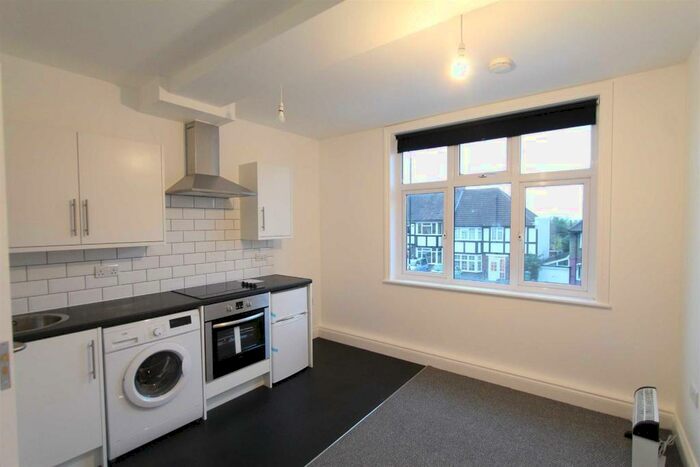 Studio To Rent In Westmount Road, Eltham, SE9
