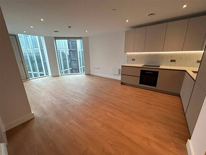 1 Bedroom Flat To Rent In Dantzic Street, Manchester, Greater Manchester, M4