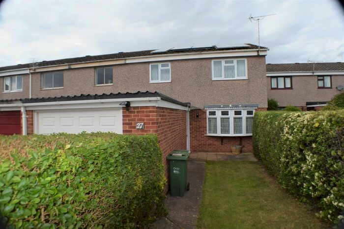 3 Bedroom End Of Terrace House To Rent In Hamp Brook Way, Bridgwater, TA6
